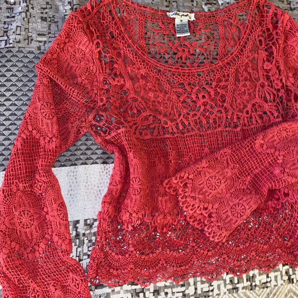 Ultra Pink knitted shirt from Buckle
